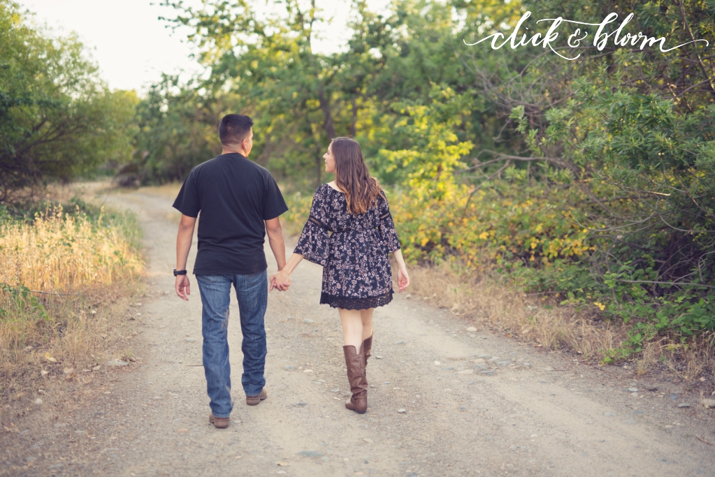 Click and Bloom Photography - Couple session